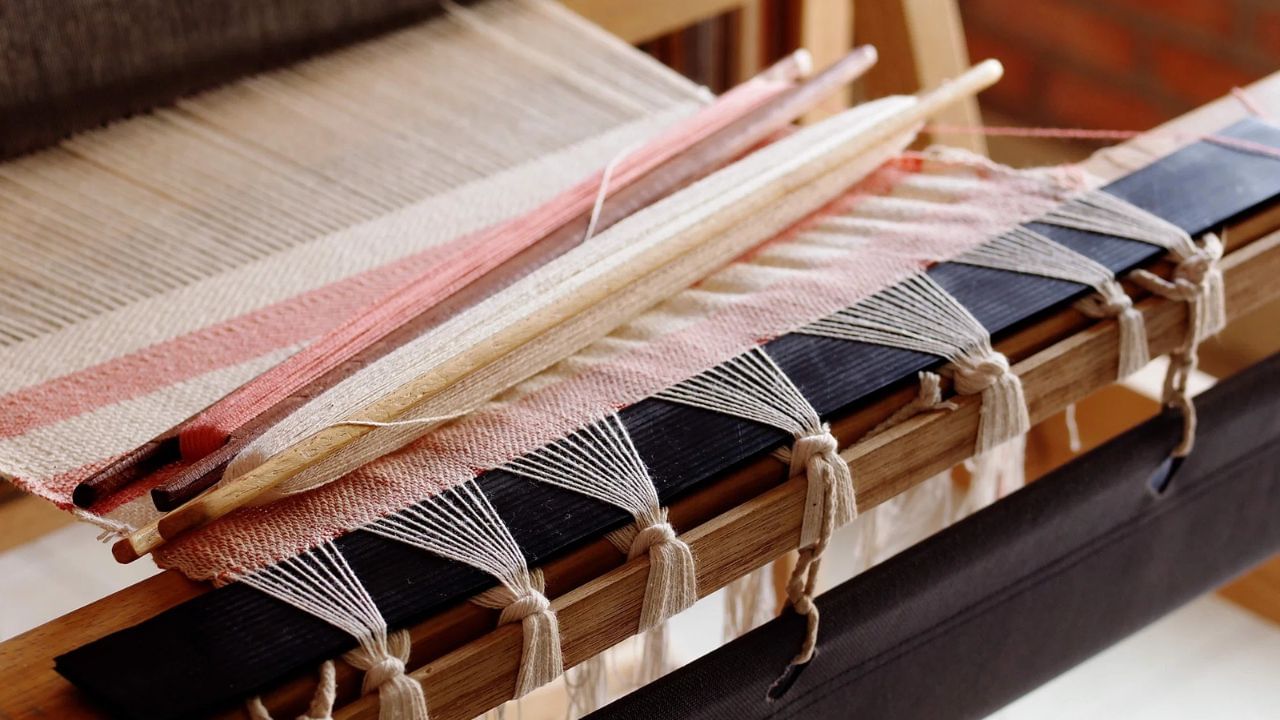 National Handloom Day 2023 : Know All About Theme, History And ...