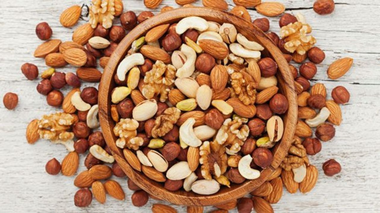 Almonds, walnuts, and cashews are good sources of magnesium, which can help relax muscles and calm the nervous system. Picture credit-Google
