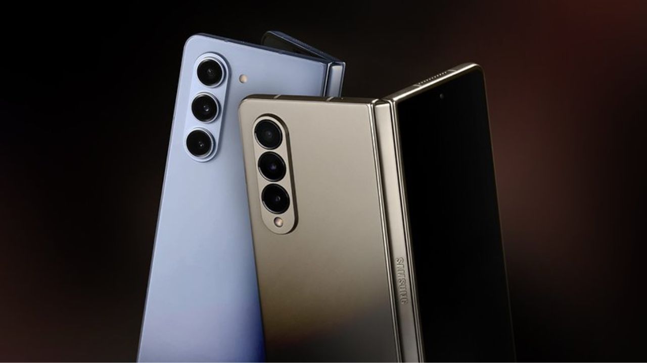 Samsung Galaxy Z Fold 5, unveiled in July 2023, boasts a 7.6-inch foldable AMOLED screen and a 6.1-inch outer display. Equipped with Snapdragon 8 Gen 2, it offers 12GB RAM and 512GB storage. Its camera setup includes a triple-lens rear and a 10-megapixel front camera, priced at Rs 1,54,999.