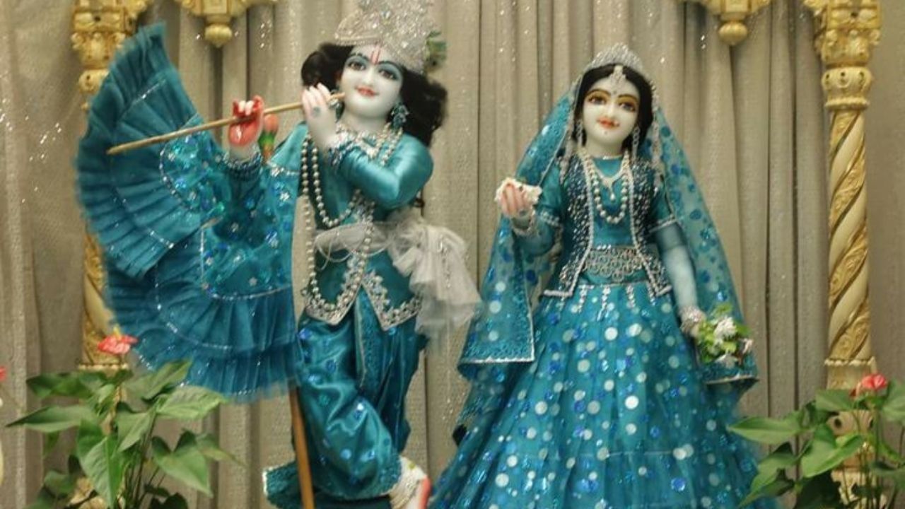 How To Decorate Janmashtami Jhulas To Welcome Krishna This Year? - Trends9