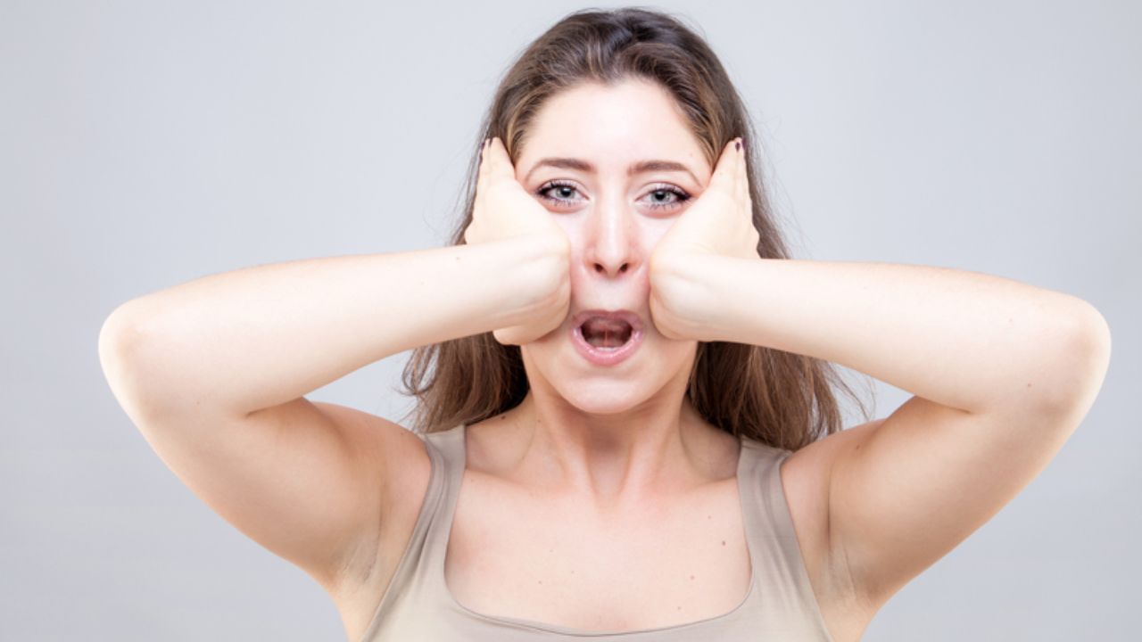 The Cheek Lifter