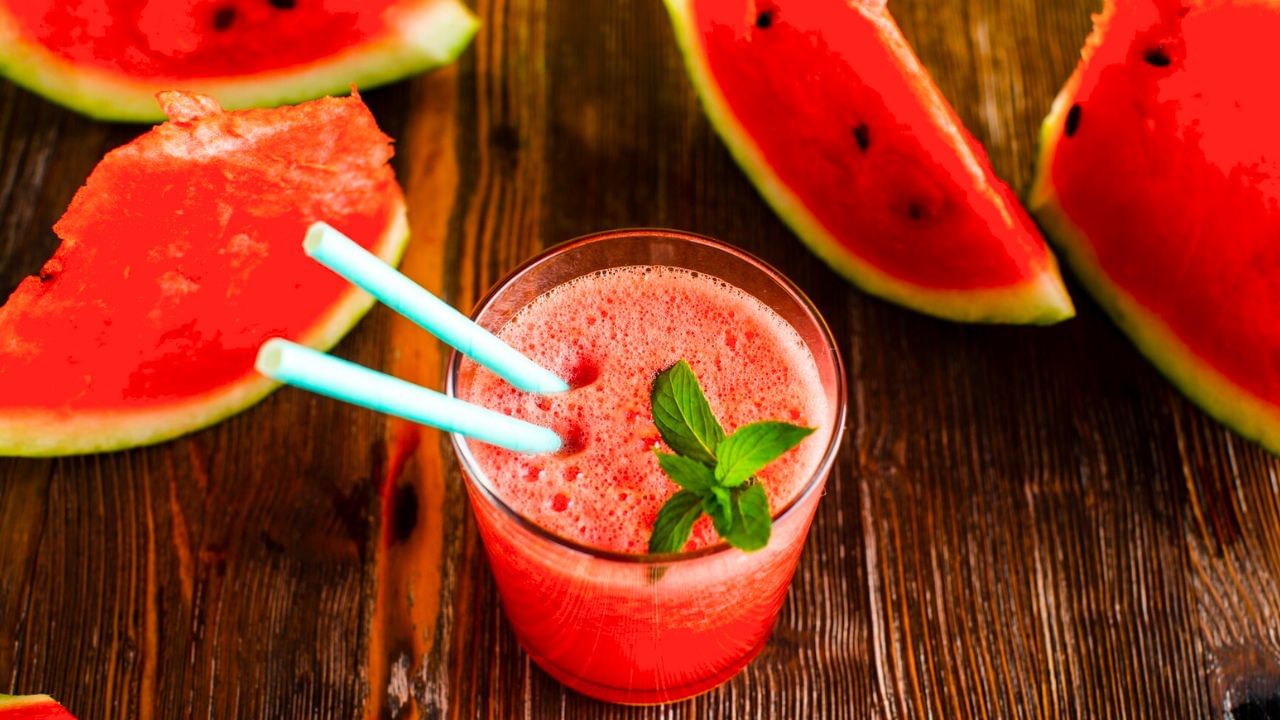 Watermelon and Cucumber Juice: Watermelon is hydrating as well as low in calories which makes it an excellent choice for weight loss and cucumber adds freshness along with it. (Pic credit: Freepik)