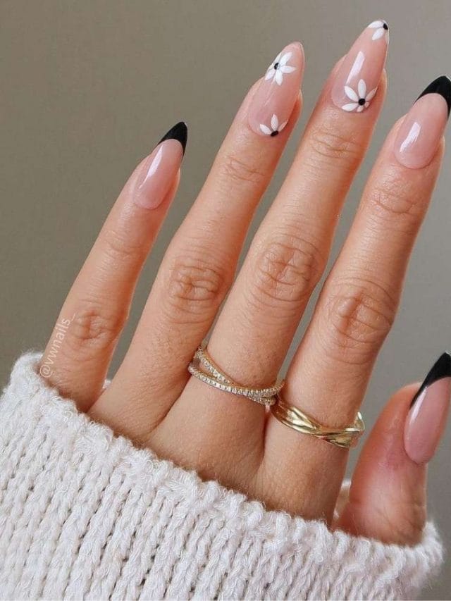 Top 9 Nutrient Rich foods To Promote Nail Growth & Combat Brittle Nails